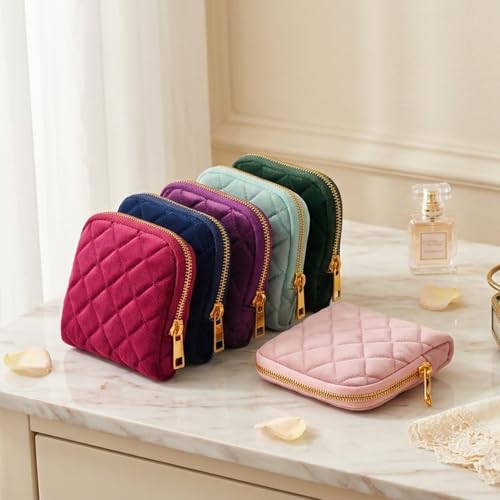 Jewelry Organizer Case, Small Travel Velvet Pouch, Portable - color: Emerald Green Quilted