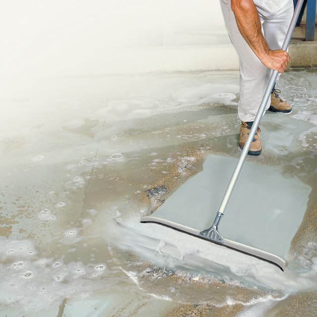 Unger AquaDozer 24" Curved Floor Squeegee, Smooth Surface - size: 24-inch, style: 36" Curved AquaDozer