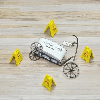 4pcs Miniature Caution Wet Floor Warning Sign - Ideal for 11.5-Inch Fashion Dolls - DIY Accessories and Scene Ornaments