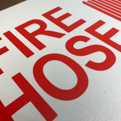 TRADESAFE Fire Hose Sign - Fire Extinguisher Sign with Fire Hose Reel Logo, Quick Install Aluminum Safety Sign, Light Reflective, UV-Resistant, Waterproof, 14” X 10” Safety Signs For Business - style: Fire Hose