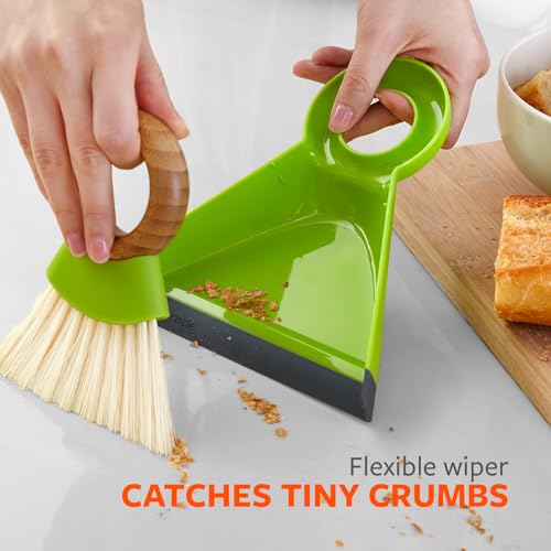 Full Circle Tiny Team Mini Brush & Dustpan Set - Green - color: Green