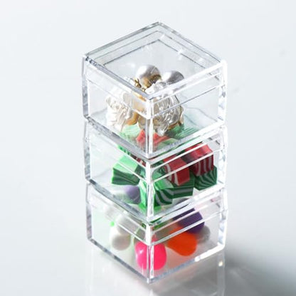 KissYou Small Acrylic Box with Lid Clear Candy Boxes for Display Graduation Wedding Birthday Party Candy Boxes Acrylic Decoration Plastic Square Cube - size: 1.18 x1.18 x 0.86 Inch
