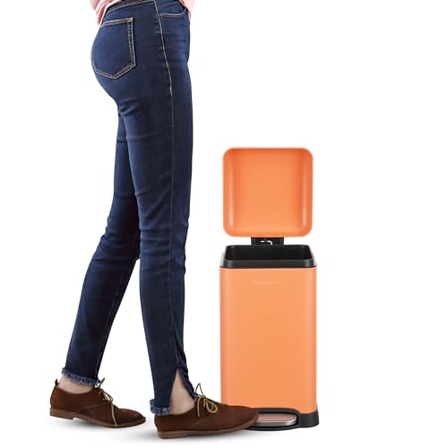happimess Betty Retro Mini 3.2 Gal Step Trash Can, Carrot Cake - color: Carrot Cake