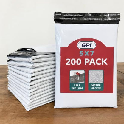 24" x 24" Extra-Large Poly Mailer Envelopes - 200 Count, Self Seal White Plastic Mailing Bags with Adhesive Strip, 2.5 Mil Thick, Waterprrof & Tear/Puncture Proof Unpadded Shipping Mailers - GPI - size: 24" x 24"