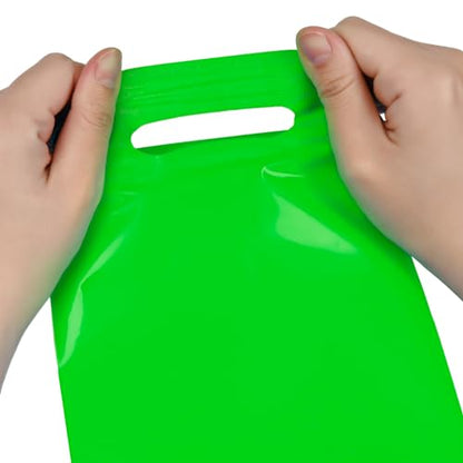 Green 100 PCS Small Gift Bags, 6"x8" Goodie Party Favor Bags with Handle, Treat Retail Pouches for Kids Birthday, Christmas, Small Business - color: Green-100PCS