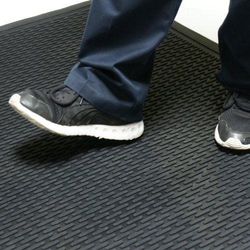 Rubber-Cal "Dura-Scraper Linear" Commercial Rubber Entrance Door Mat - 3/8 in x 3 ft x 5 ft - Black - size: 60"L x 36"W x 0.3"Th