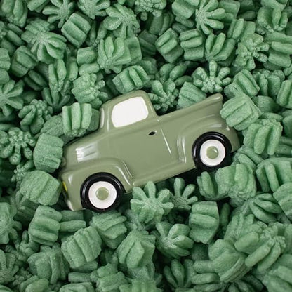 MagicWater Supply Packing Peanuts - Green Leaf Shaped - 1 Cu Ft